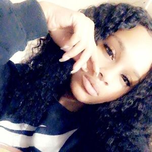 Meet your Posher, Daryne